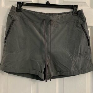 Eddie Bauer Women’s Gray Drawstring Athletic Shorts. Size XL $10